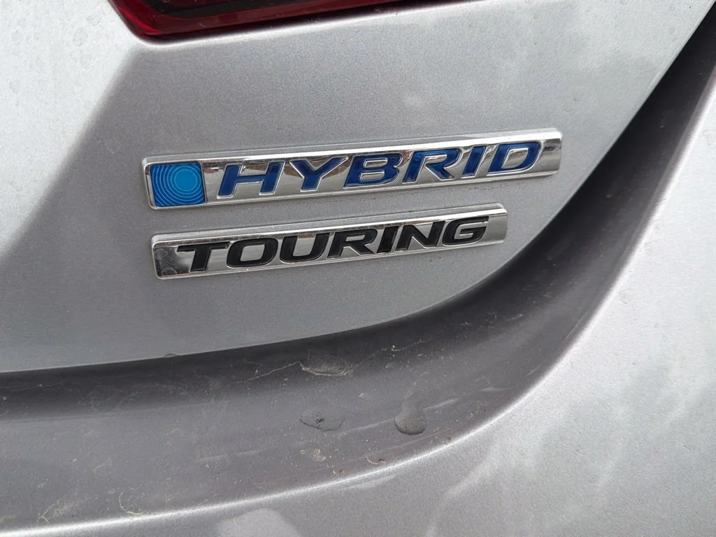 Used 2020 Silver Honda Touring image 6