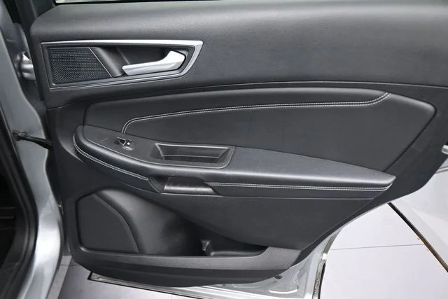 Used 2024 Silver Ford Titanium image 15