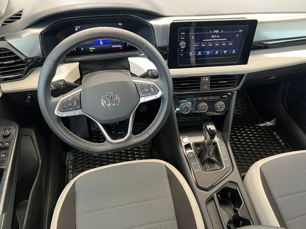 New 2025 Black Volkswagen 1.5T S image 12