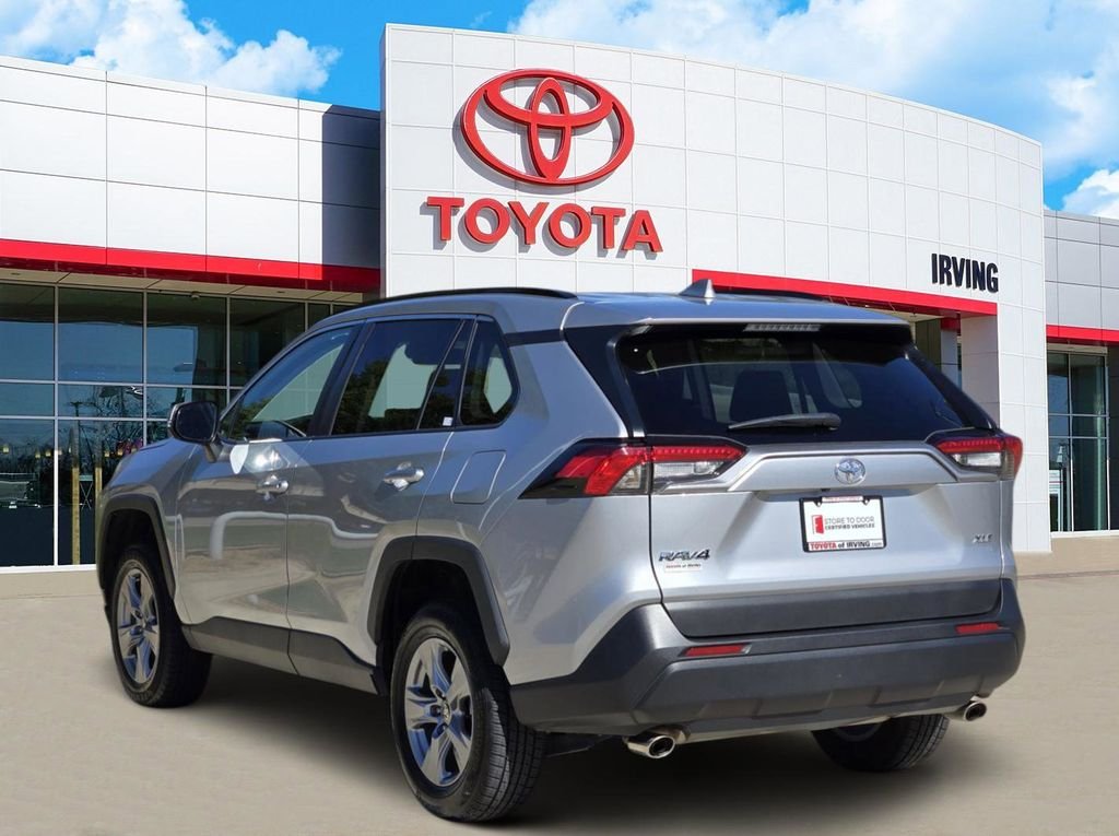 Used 2024 Silver Toyota XLE image 3