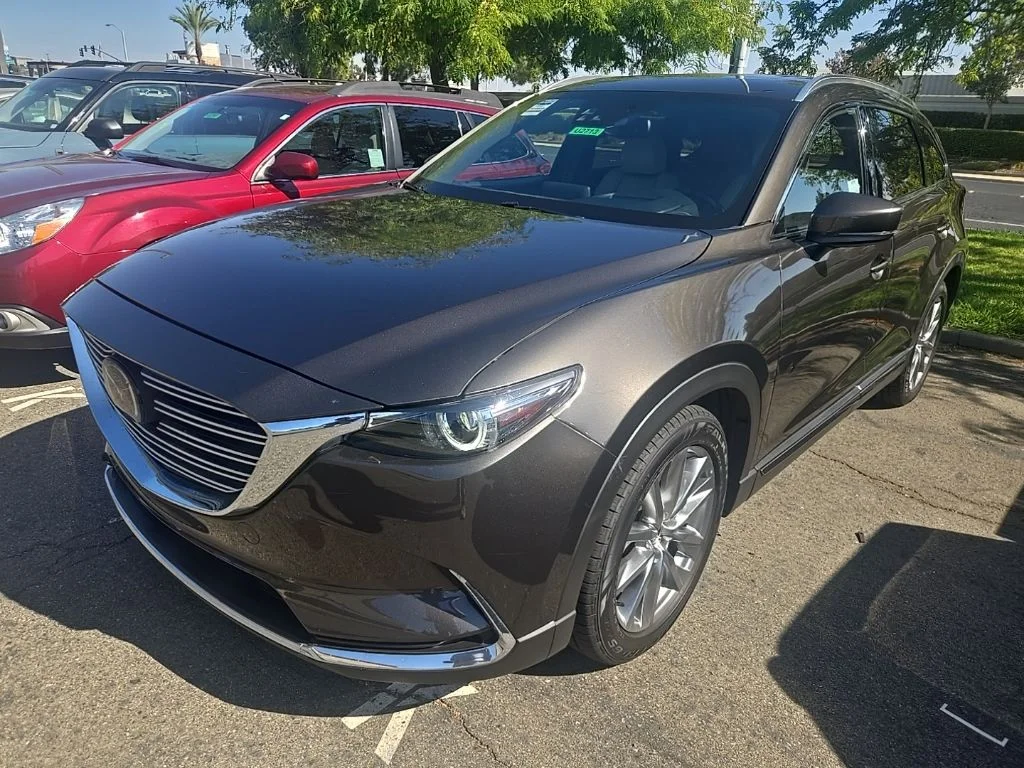 Used 2017 Titanium Mazda Grand Touring image 1