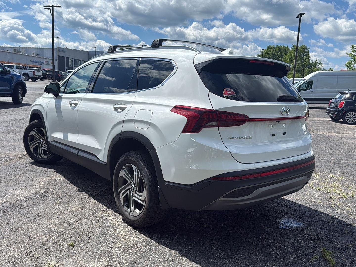 Used 2023 Serenity White Pearl Hyundai SEL image 3