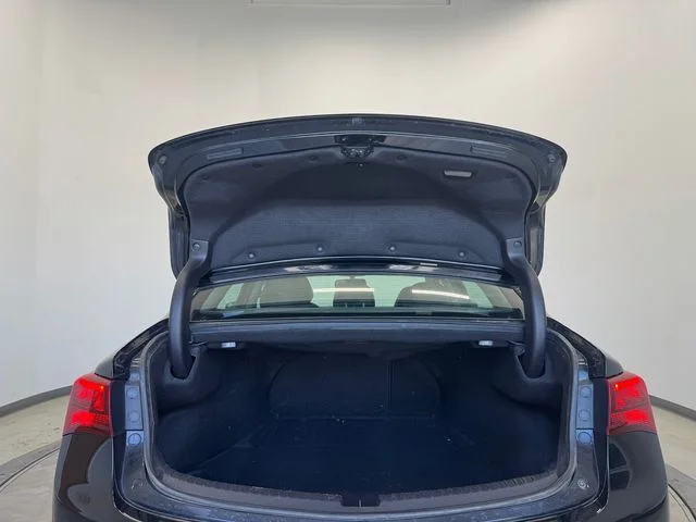 Used 2017 Crystal Black Pearl Acura 2.4L image 8