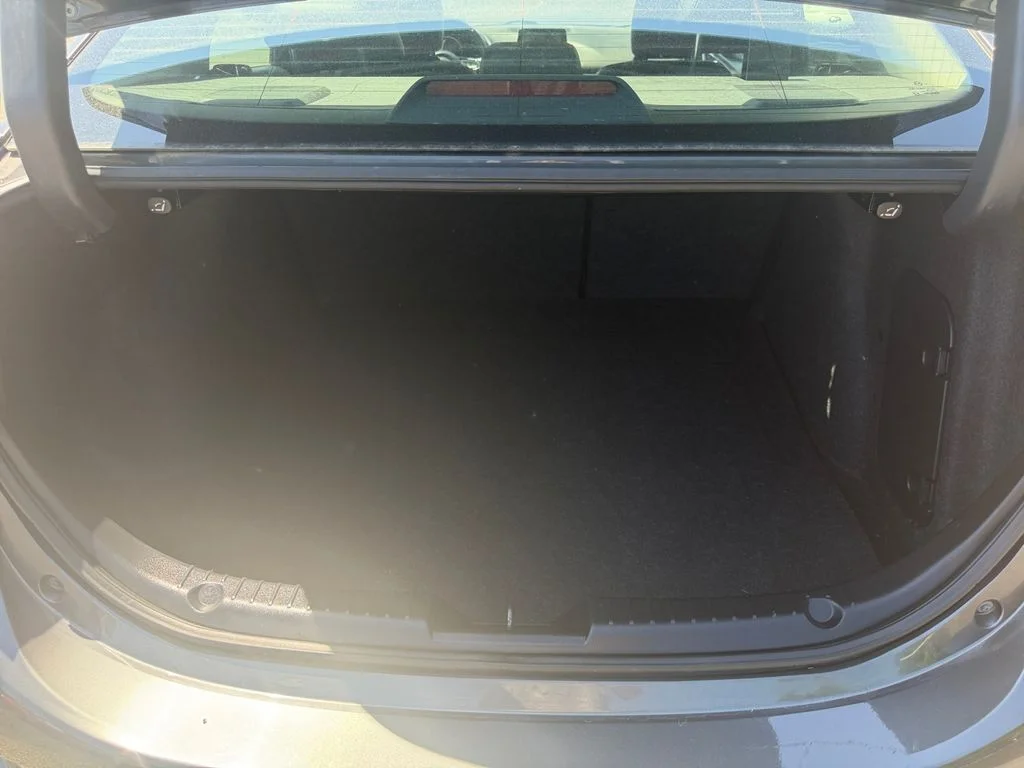 Used 2018 Gray Mazda Grand Touring image 19