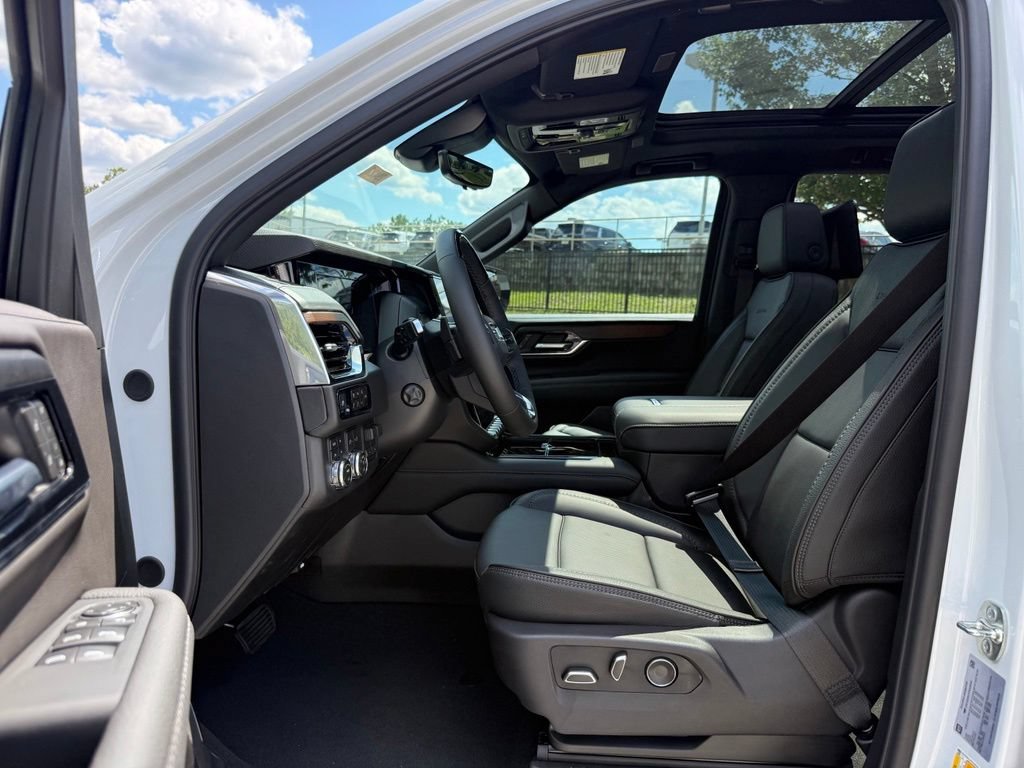 2026 GMC Yukon Denali - Photo 20