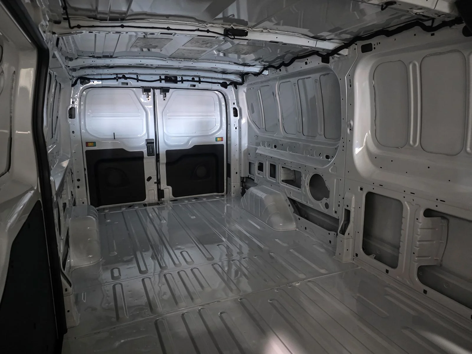 New 2026 Oxford White Ford Cargo Van image 22
