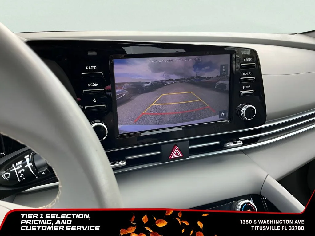 Used 2021 Silver Hyundai SEL image 29