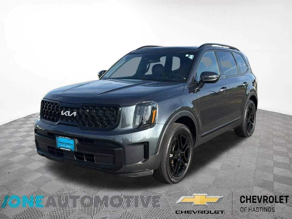 Used 2024 Gray Kia EX X-Line image 1