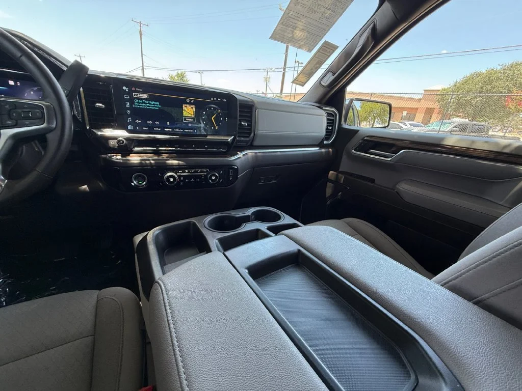 Used 2023 Red Chevrolet LT image 15