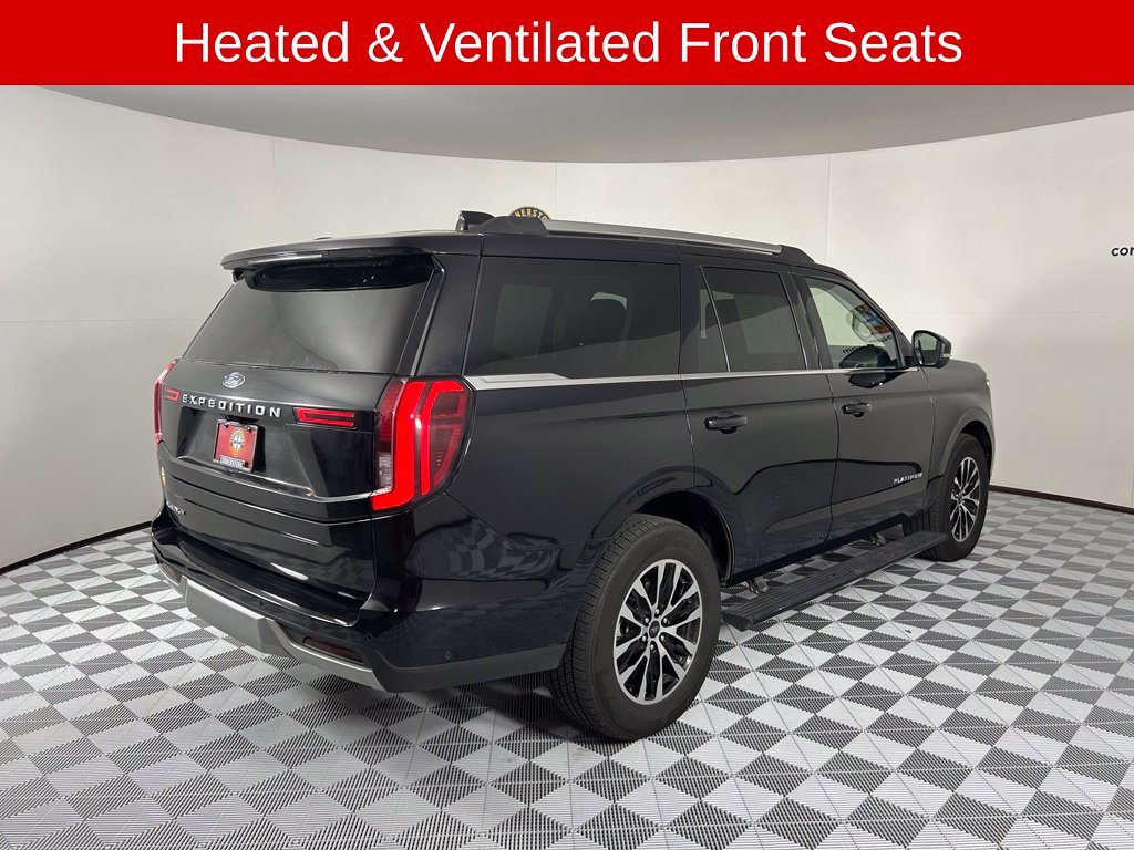 Used 2025 Black Ford Platinum image 17