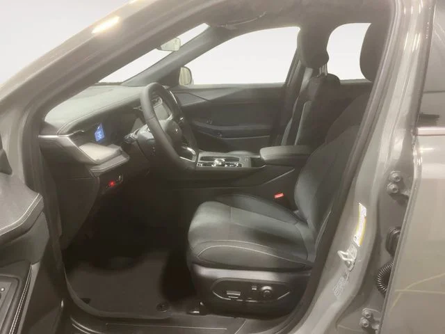 New 2026 Sting-Gray Clearcoat Jeep Laredo image 9