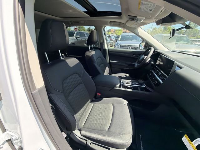 New 2026 White Nissan SV image 25