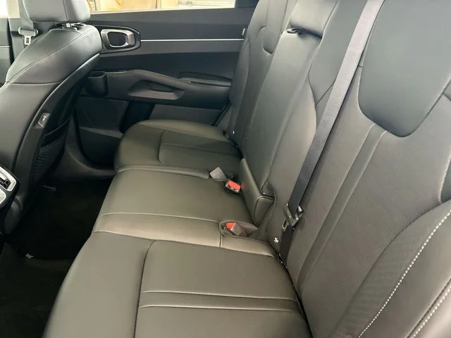 New 2026 Glacial White Pearl Kia S image 26
