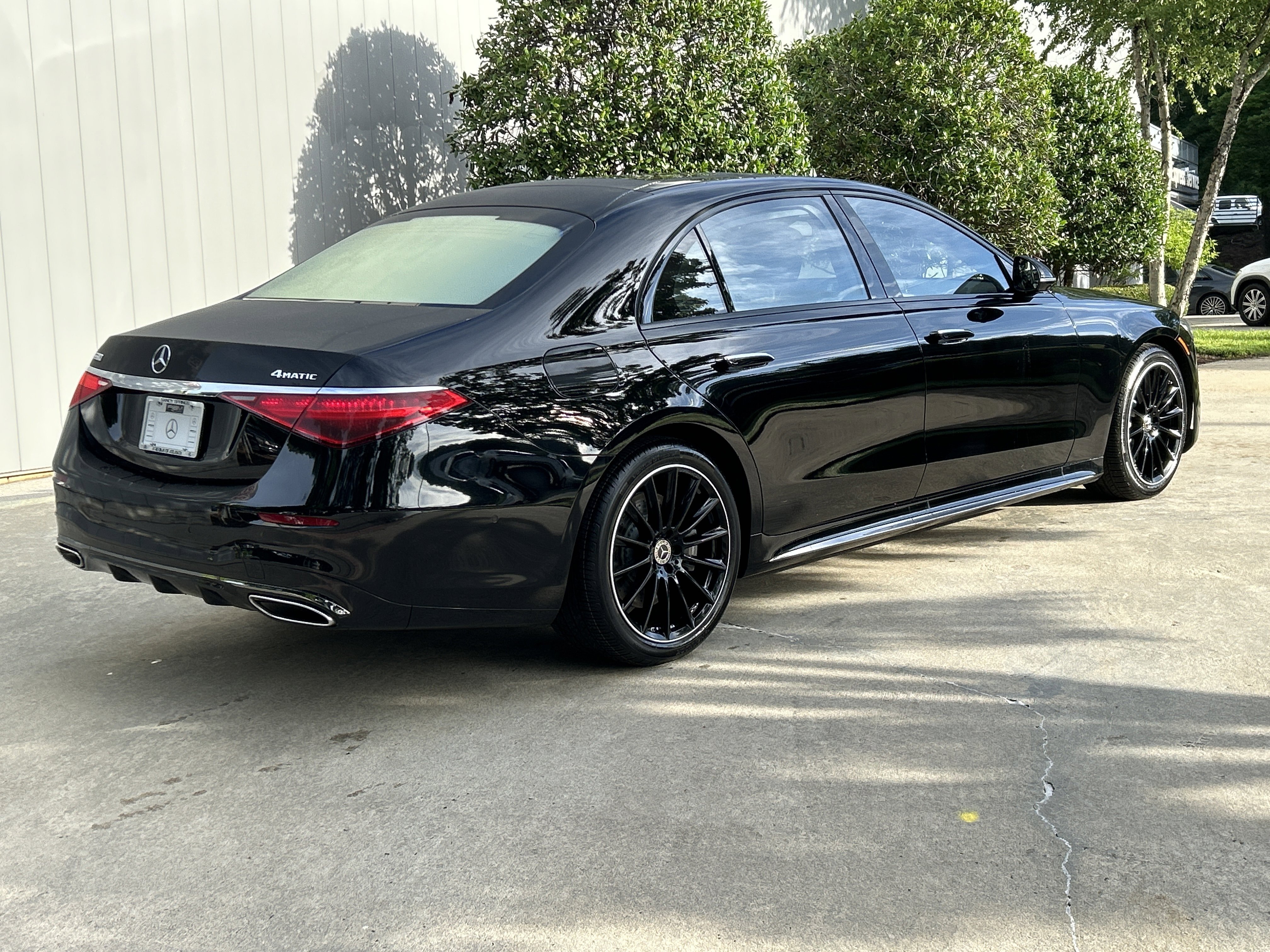 Certified Used 2023 Black Mercedes-Benz S 580 4MATIC® Sedan image 6