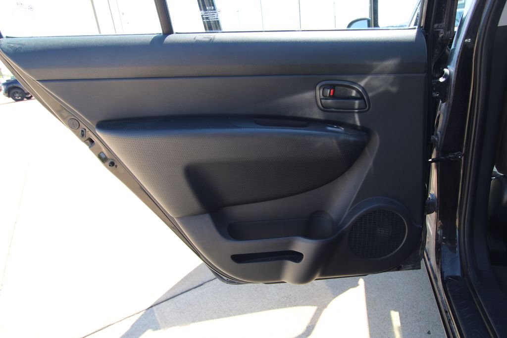 Used 2009 Gray Kia LX image 29