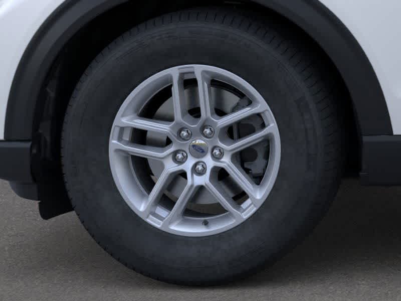 Used 2025 Star White Metallic Tri-Coat Ford Active image 19