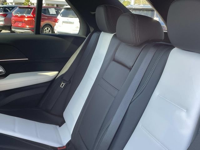 New 2026 Polar White Mercedes-Benz GLE 450 image 12
