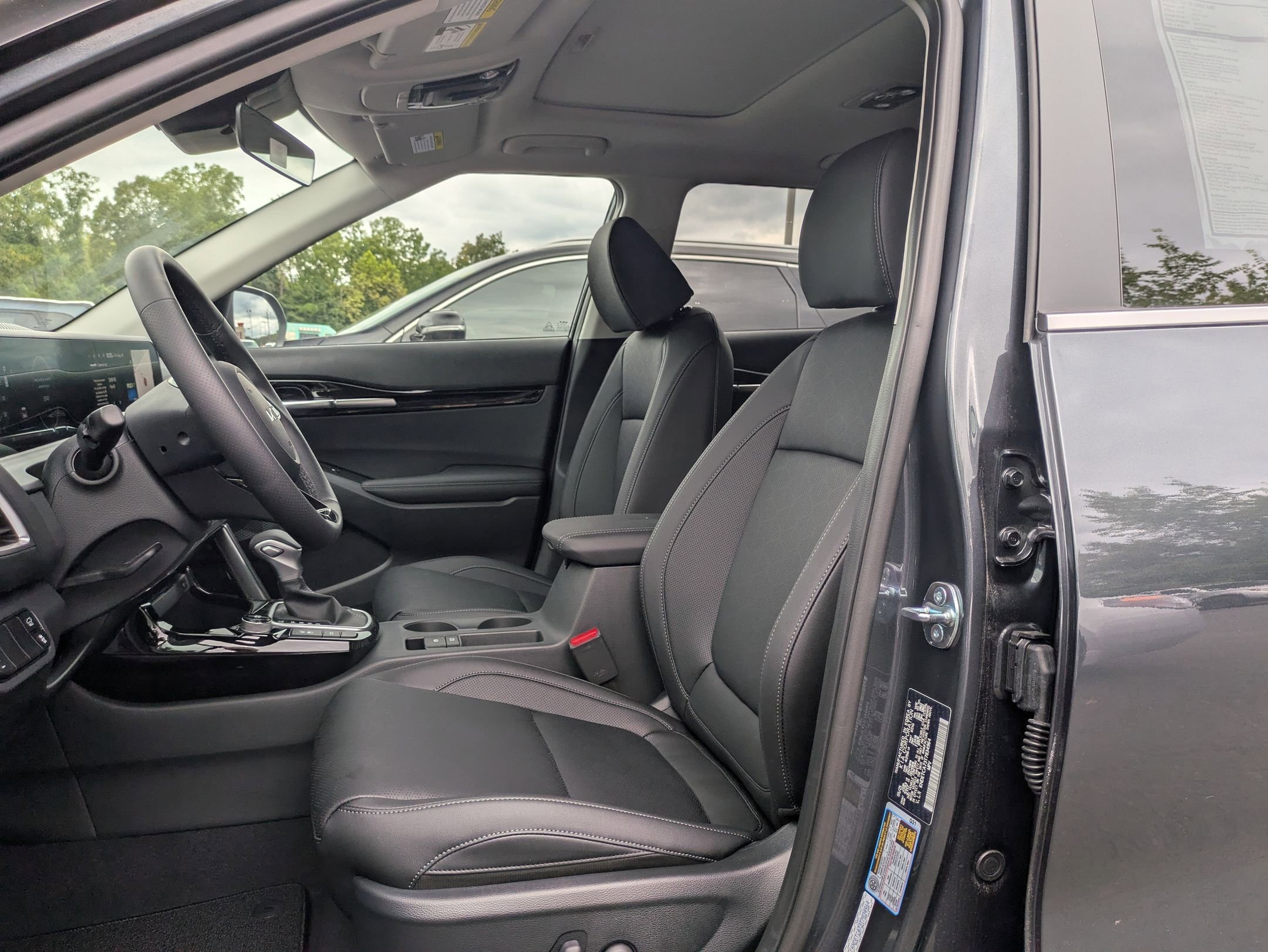 2026 Kia Seltos SX - Photo 12