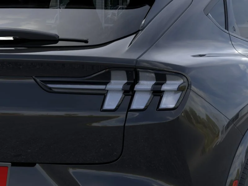 2025 Ford Mustang Mach-E GT - Photo 21