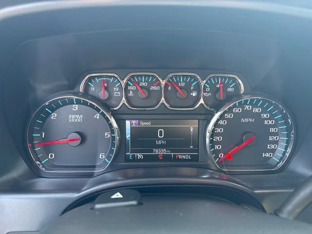 Used 2019 DEEP OCEAN BLUE METALLIC Chevrolet LT image 19