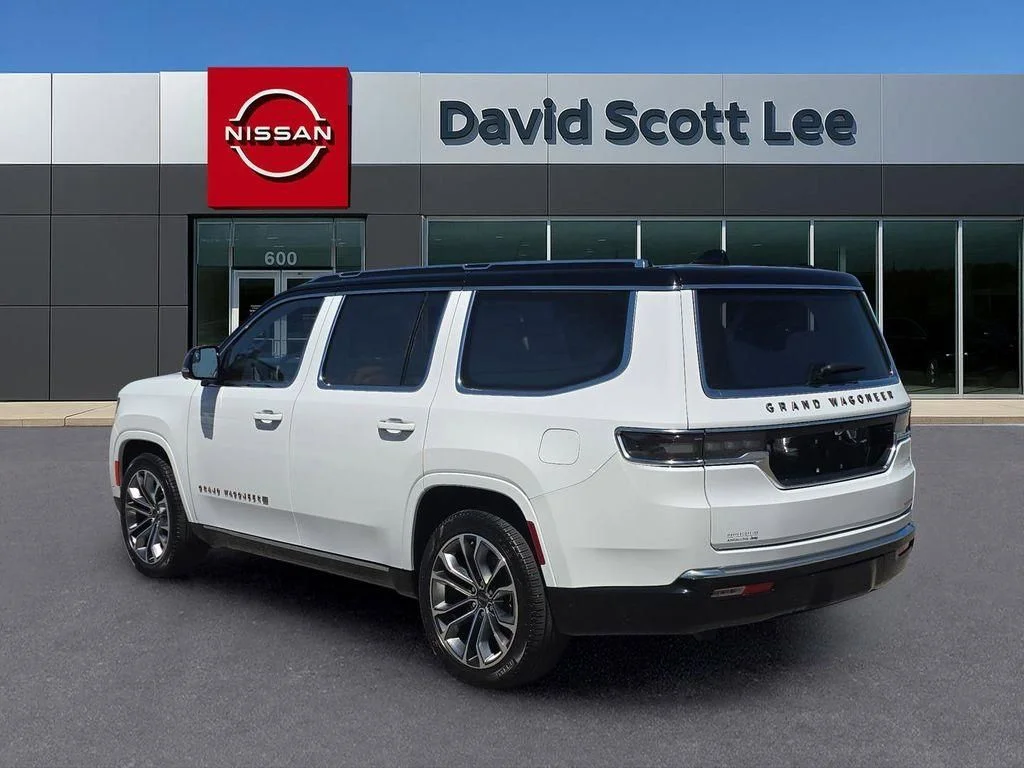 Used 2024 White Jeep Series III image 9