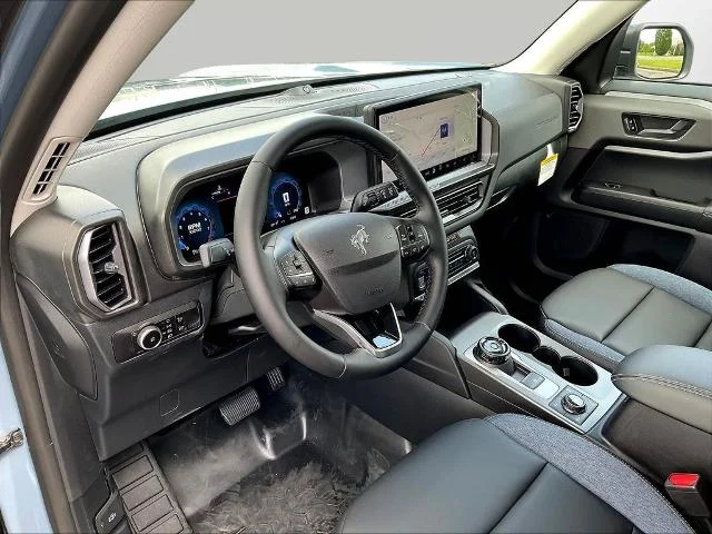 New 2026 Azure Gray Metallic Tri-Coat Ford Outer Banks® image 42