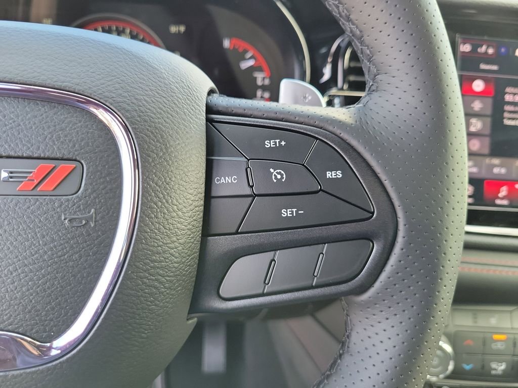 New 2026 Diamond Black Clear-Coat Exterior Paint Dodge GT image 25