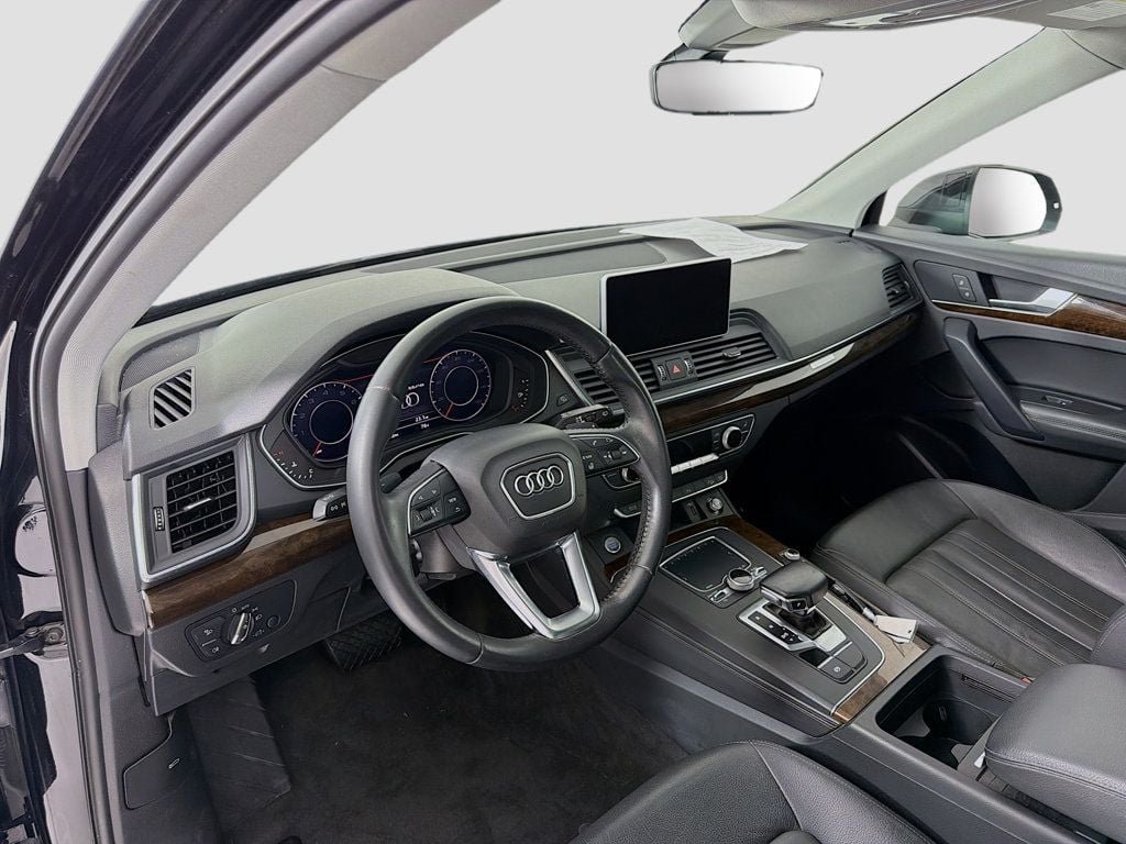 Used 2019 Brilliant Black Audi Premium Plus 45 TFSI quattro image 9