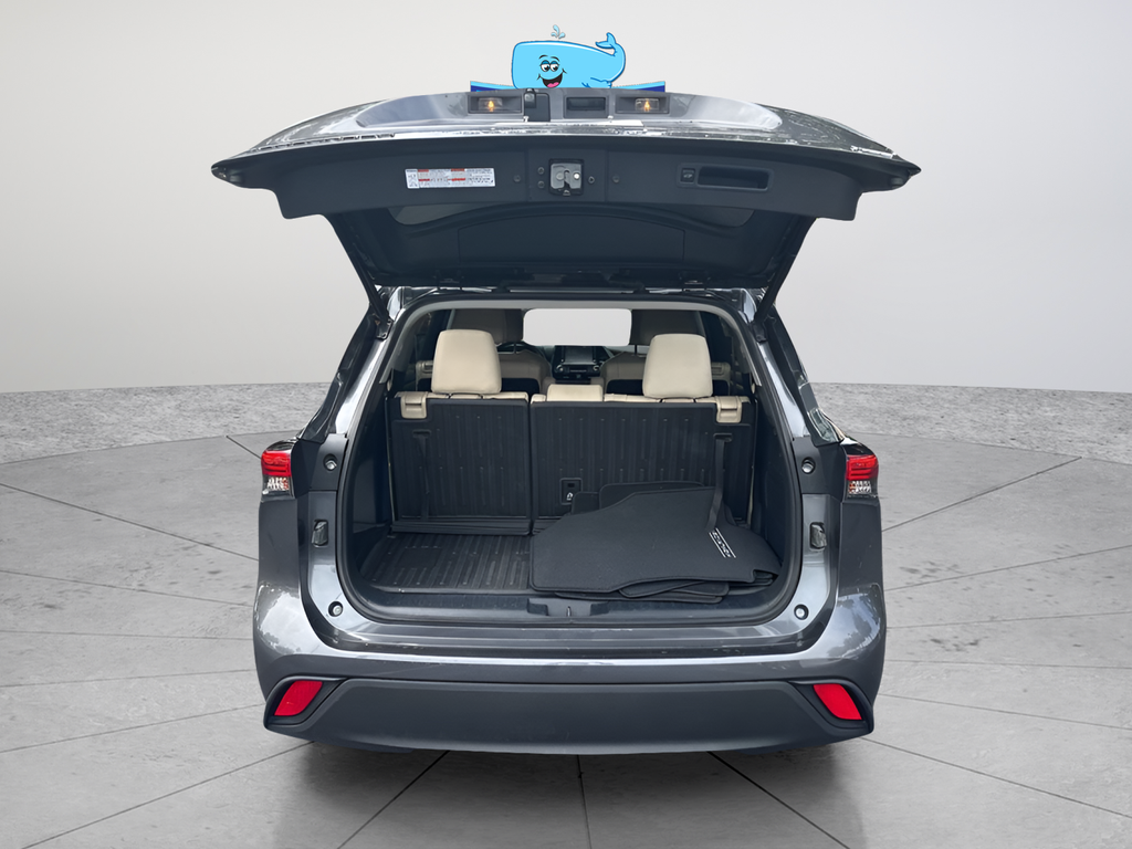 Used 2020 Gray Toyota XLE image 46