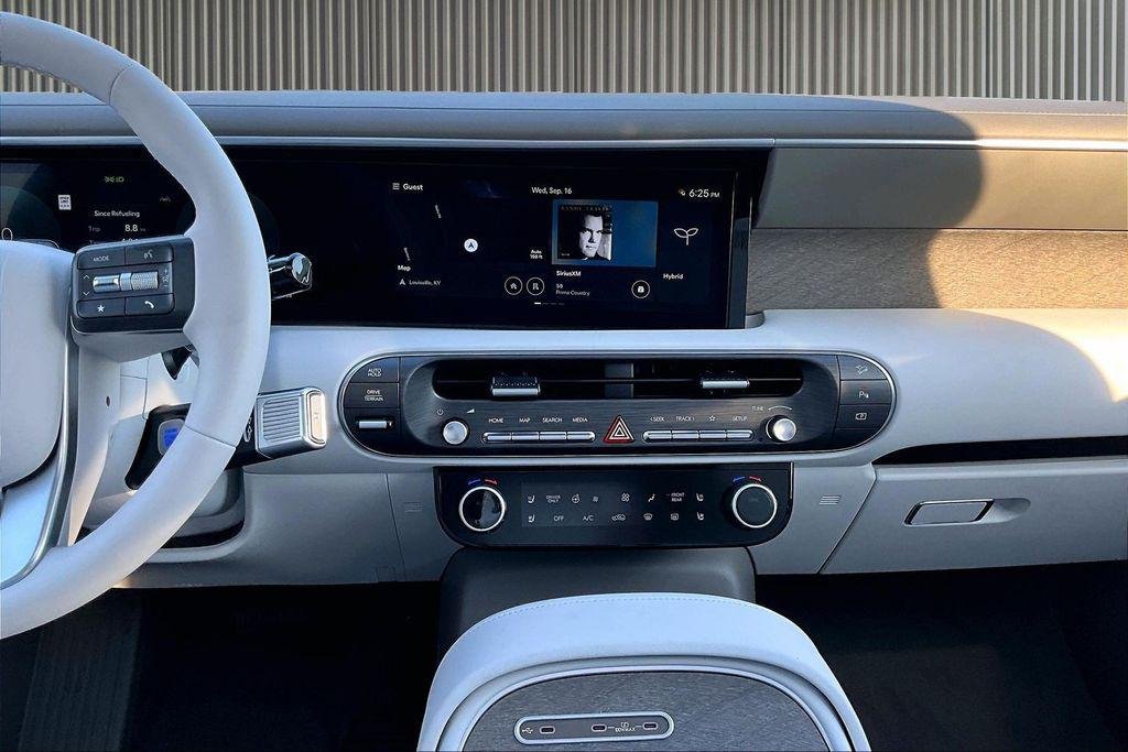 New 2027 Ecotronic Gray Pearl Hyundai SEL Premium image 8