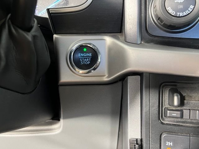 Used 2023 Blue Ford XLT image 24
