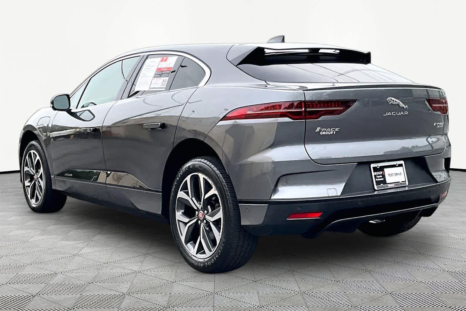 Used 2020 Corris Grey Metallic Jaguar HSE image 22