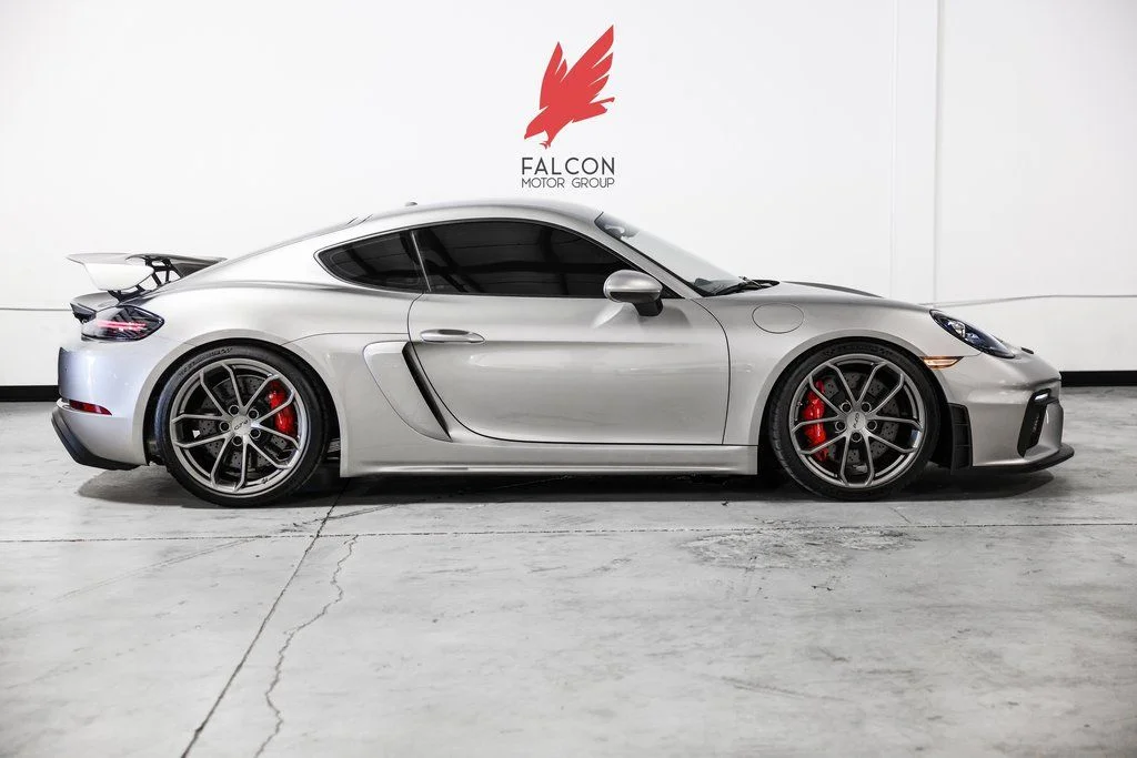 2022 Porsche 718 Cayman GT4's photo
