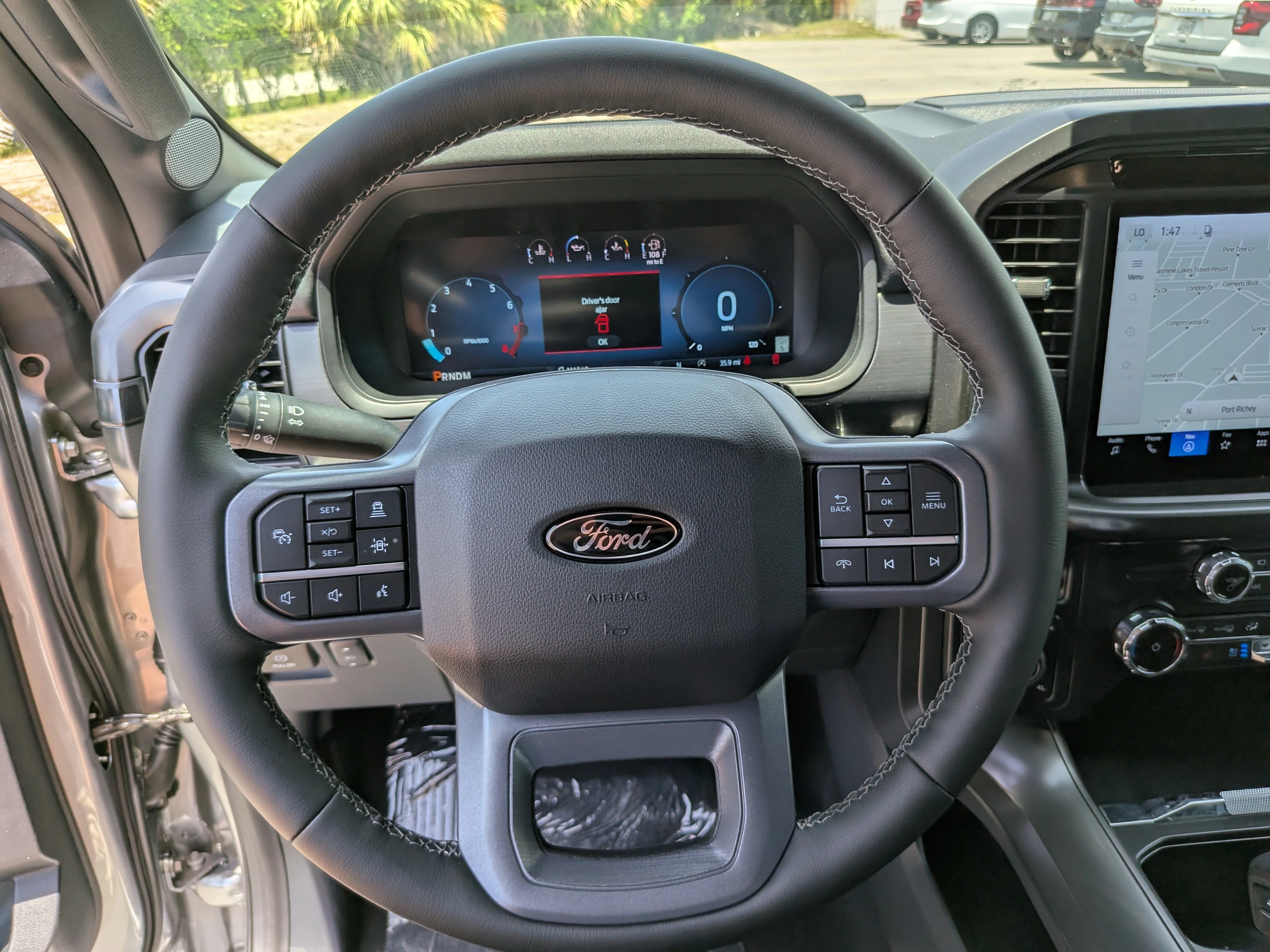 New 2026 Iconic Silver Metallic Ford Lariat image 31