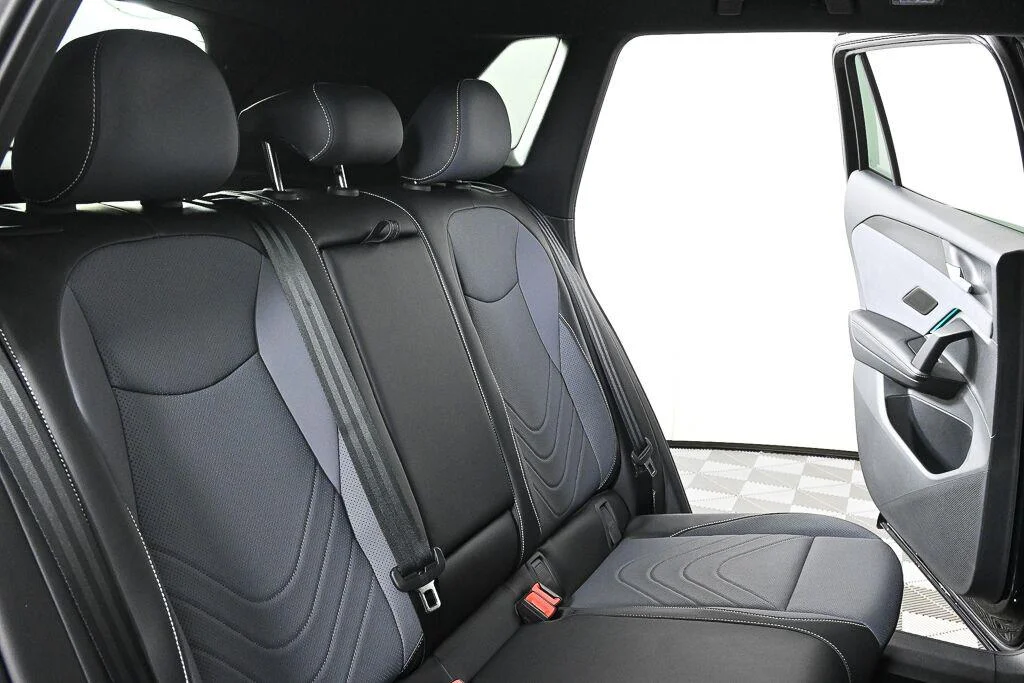New 2026 Deep Black Pearl Volkswagen SE R-Line Black image 22