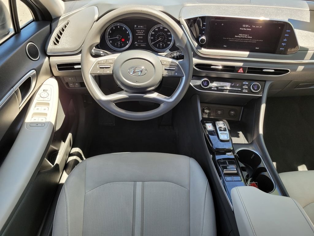 Certified Used 2023 Silver Hyundai SEL image 13
