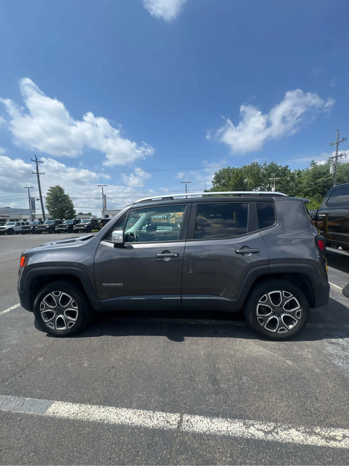 Used 2016 Granite Crystal Clearcoat Metallic Jeep Limited image 2