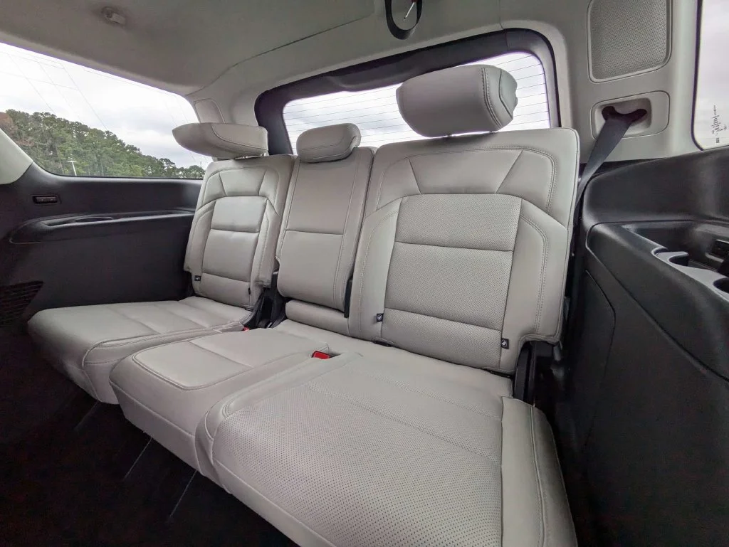 Used 2026 Pristine White Lincoln Reserve image 17