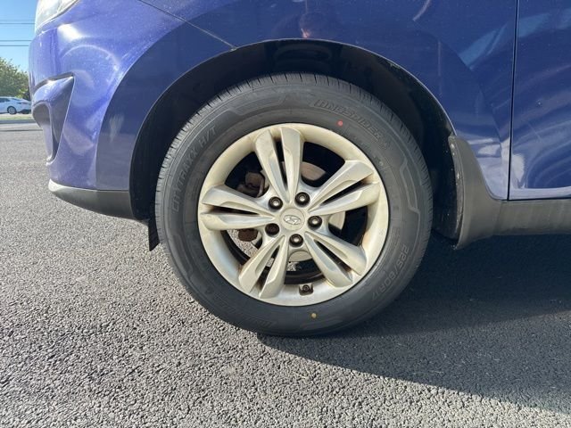 Used 2011 Blue Hyundai GLS image 8