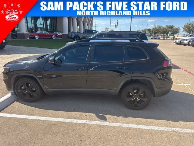 Used 2021 Black Jeep Latitude Plus image 8