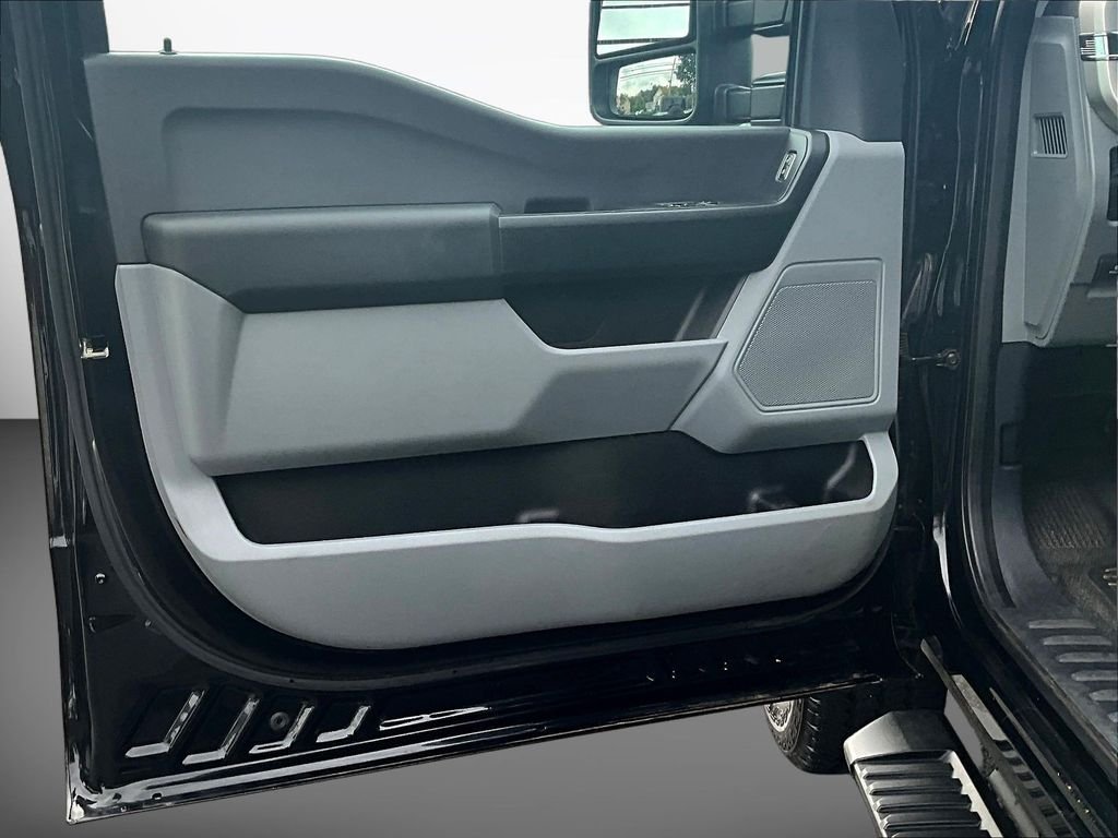 Used 2025 Black Ford XL image 18