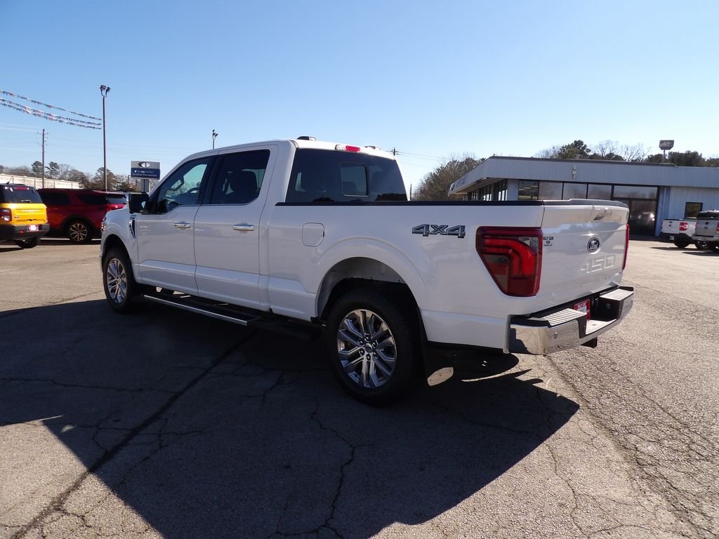 Used 2024 White Metallic Ford Lariat image 6