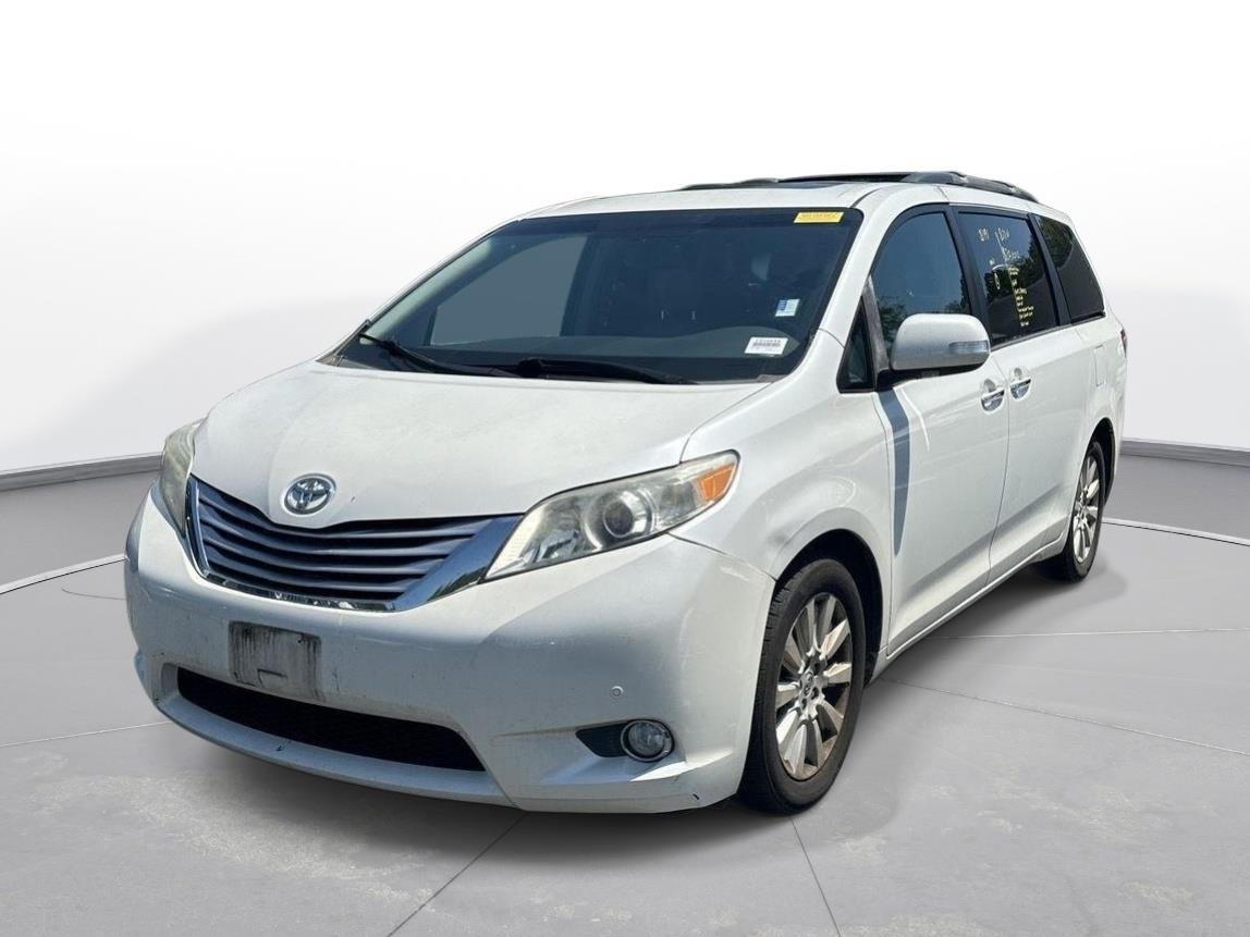 Used 2013 Blizzard Pearl Toyota Limited image 2