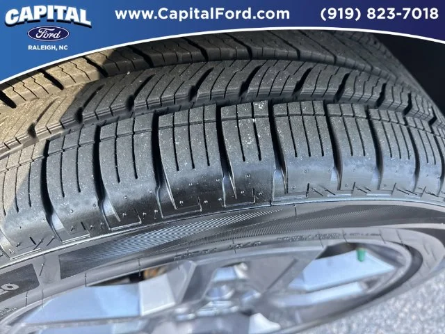 Used 2023  Honda EX-L image 14