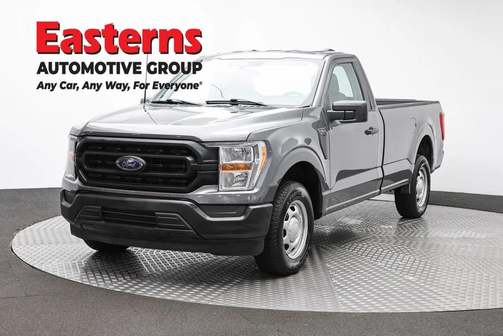 Used 2022 Gray Ford XL image 1