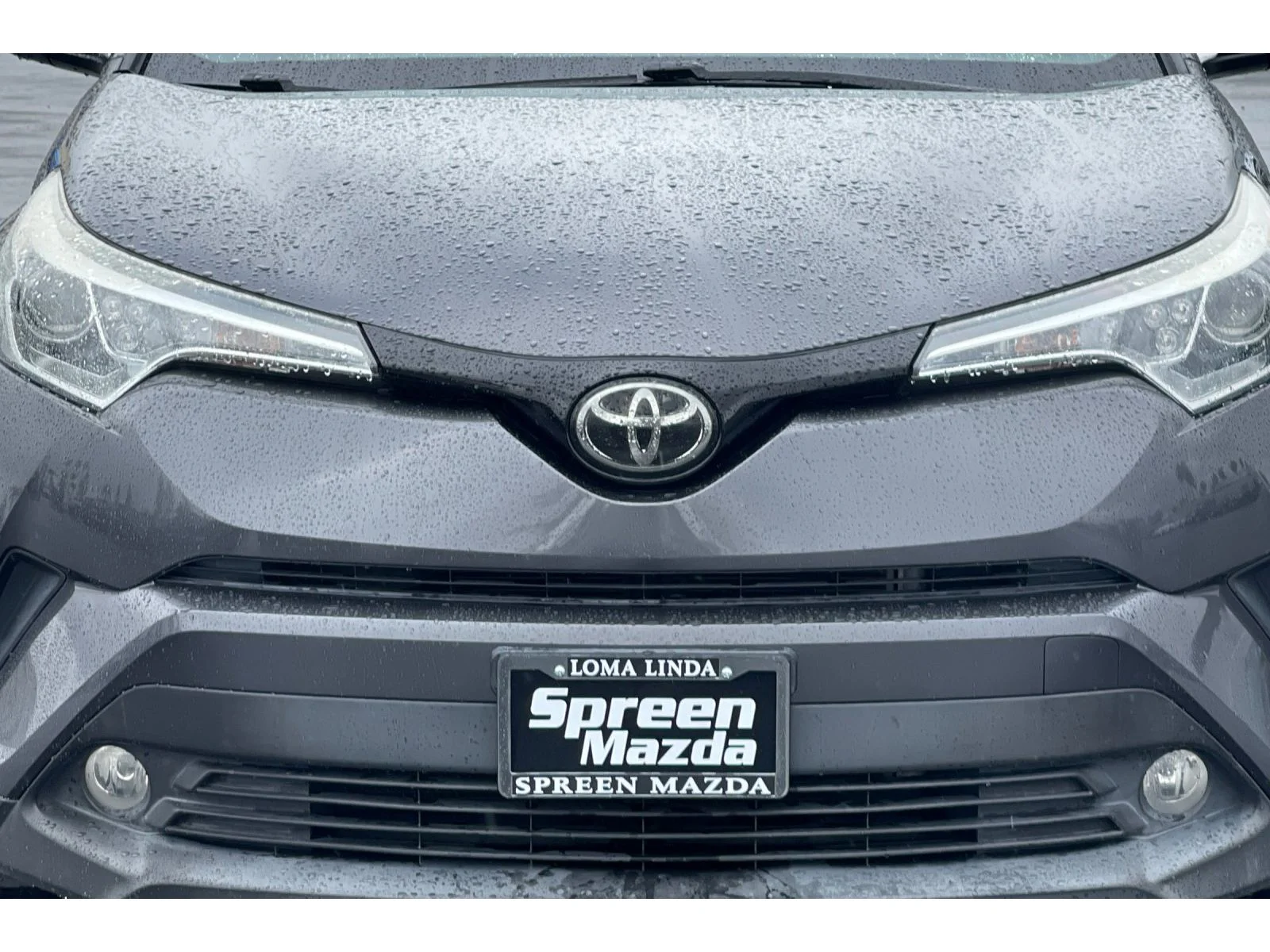 Used 2018 Magnetic Gray Metallic Toyota XLE Premium image 14