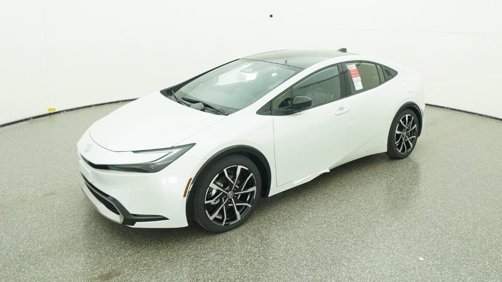 2026 Toyota Prius XSE Premium's photo