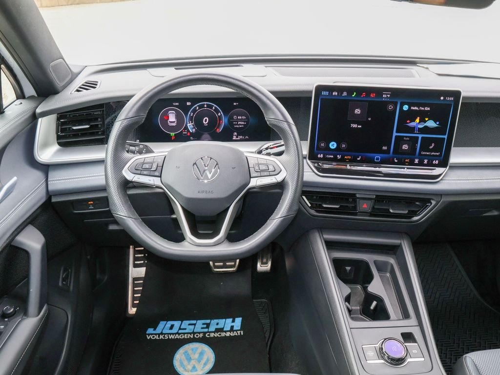 New 2026 White Volkswagen 2.0T SE R-Line Black image 17