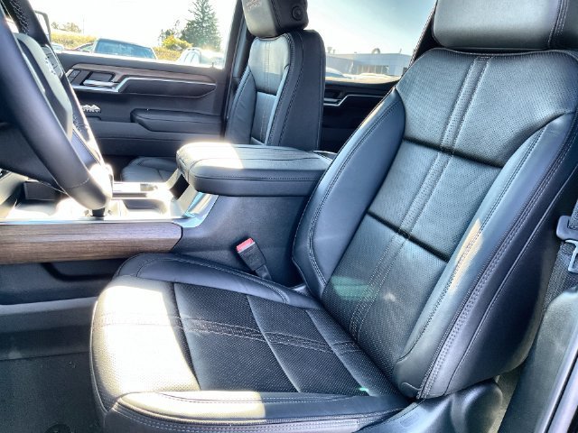 2026 Chevrolet Silverado 1500 photo 15 of 36