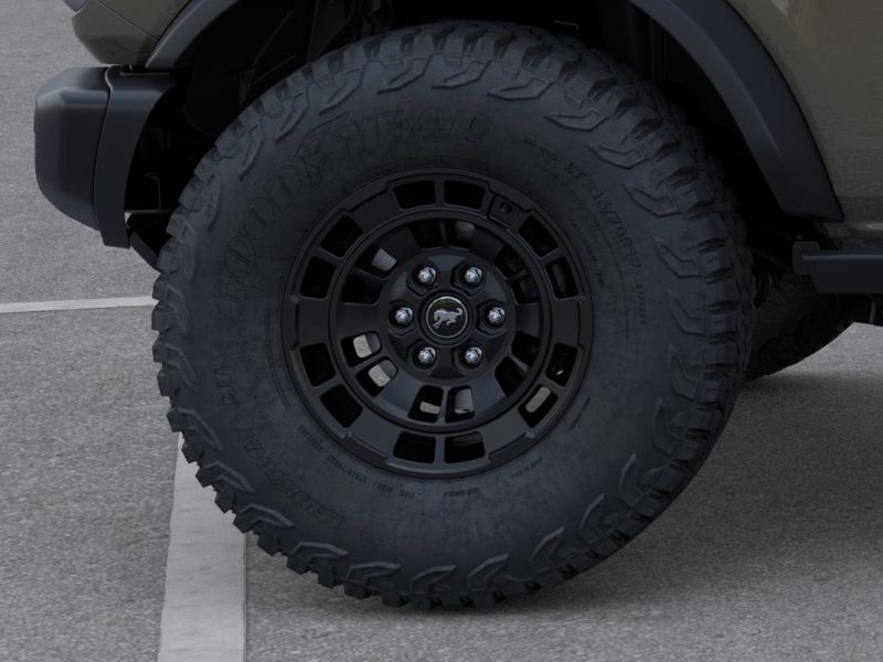New 2026 Marsh Gray Ford Badlands image 22